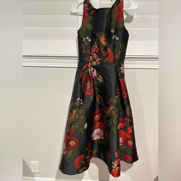 NWT CHICWISH GORGEOUS ROSE JACQUARD SLEEVELESS MIDI DRESS - Picture 10 of 13